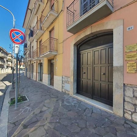 Casa Pepe - Fondi Vertice Rooms Экстерьер фото