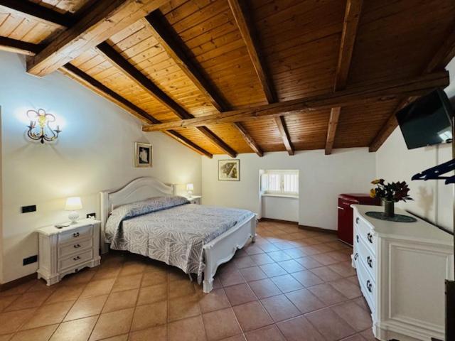 Casa Pepe - Fondi Vertice Rooms Экстерьер фото