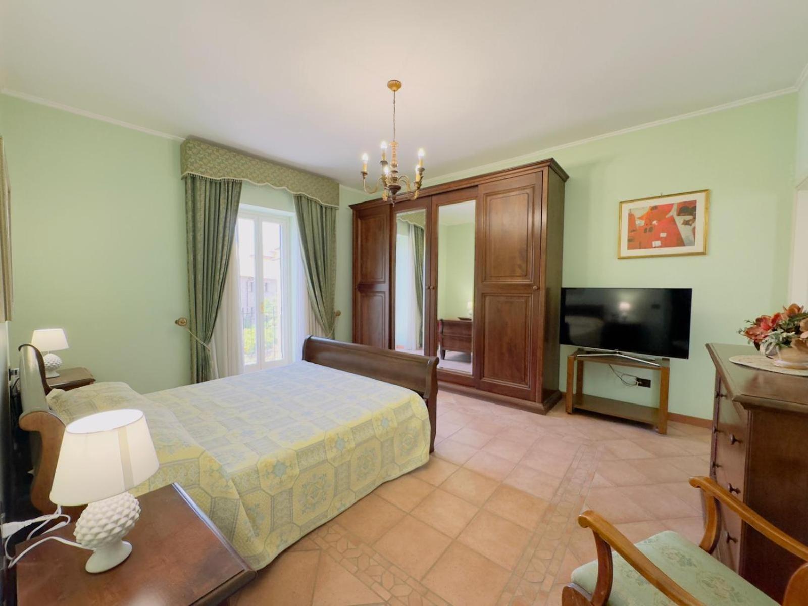 Casa Pepe - Fondi Vertice Rooms Экстерьер фото