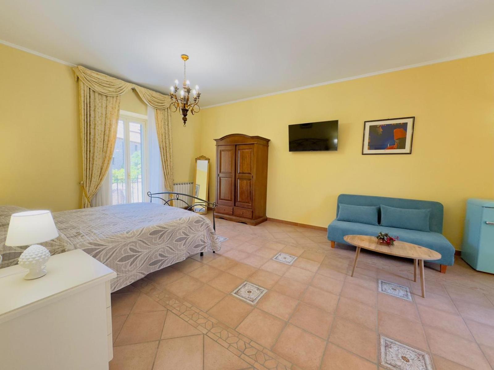 Casa Pepe - Fondi Vertice Rooms Экстерьер фото