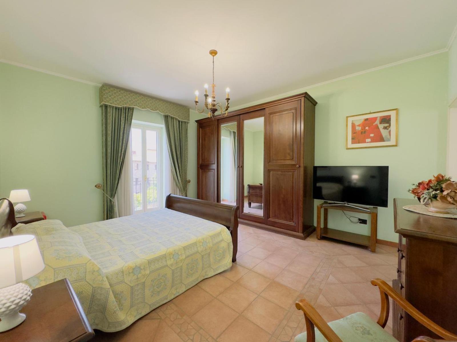 Casa Pepe - Fondi Vertice Rooms Экстерьер фото