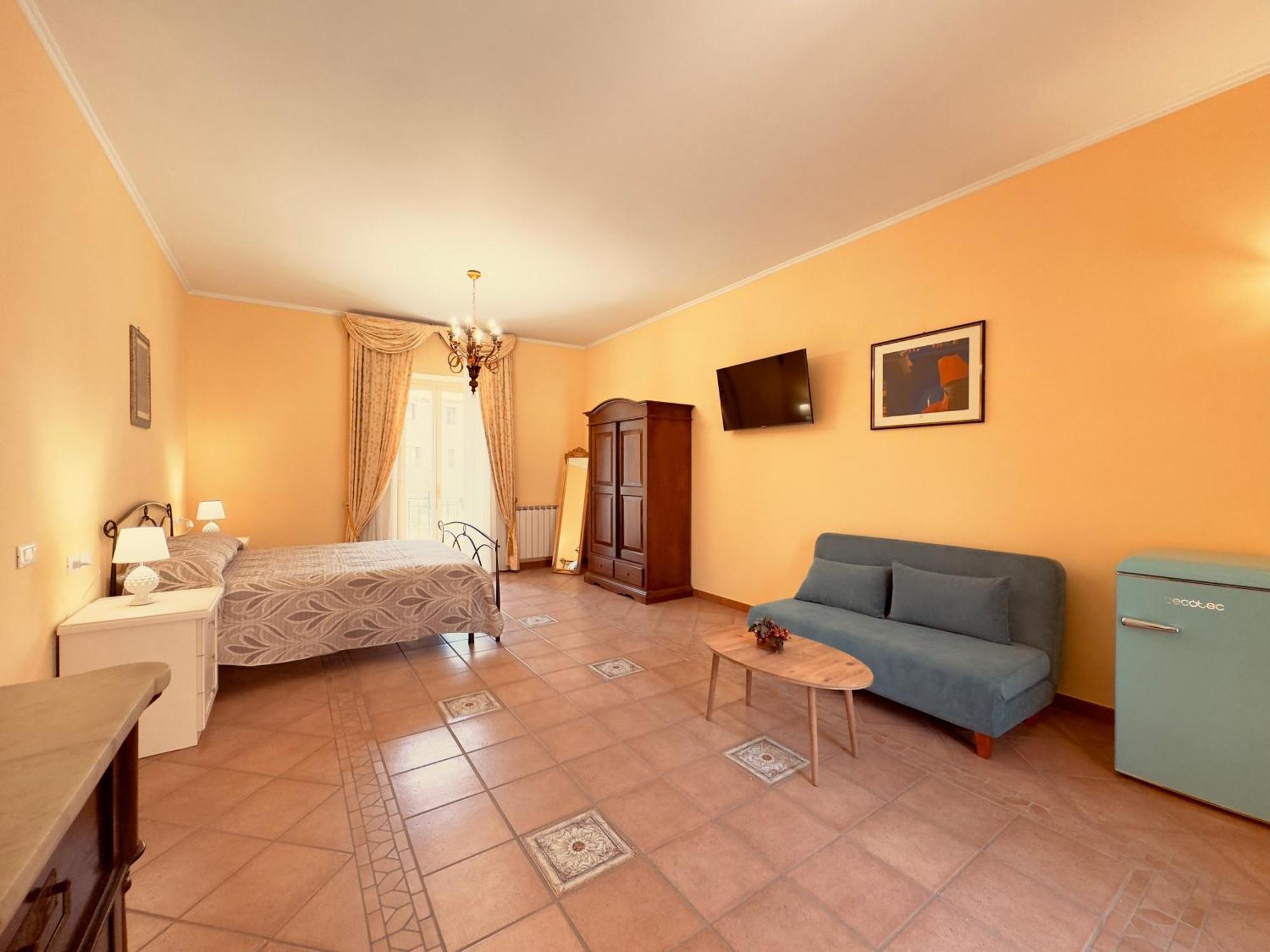 Casa Pepe - Fondi Vertice Rooms Экстерьер фото