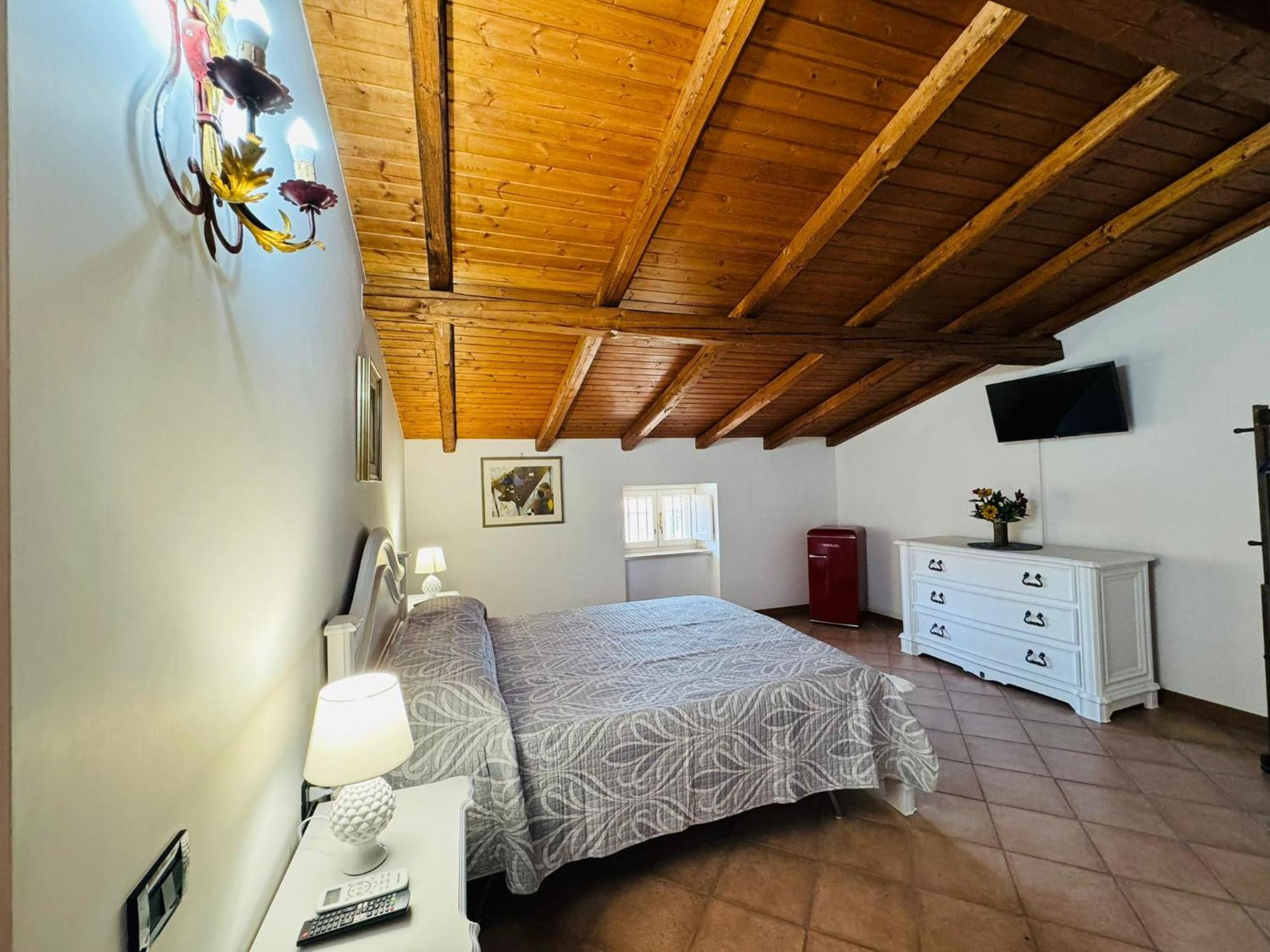 Casa Pepe - Fondi Vertice Rooms Экстерьер фото