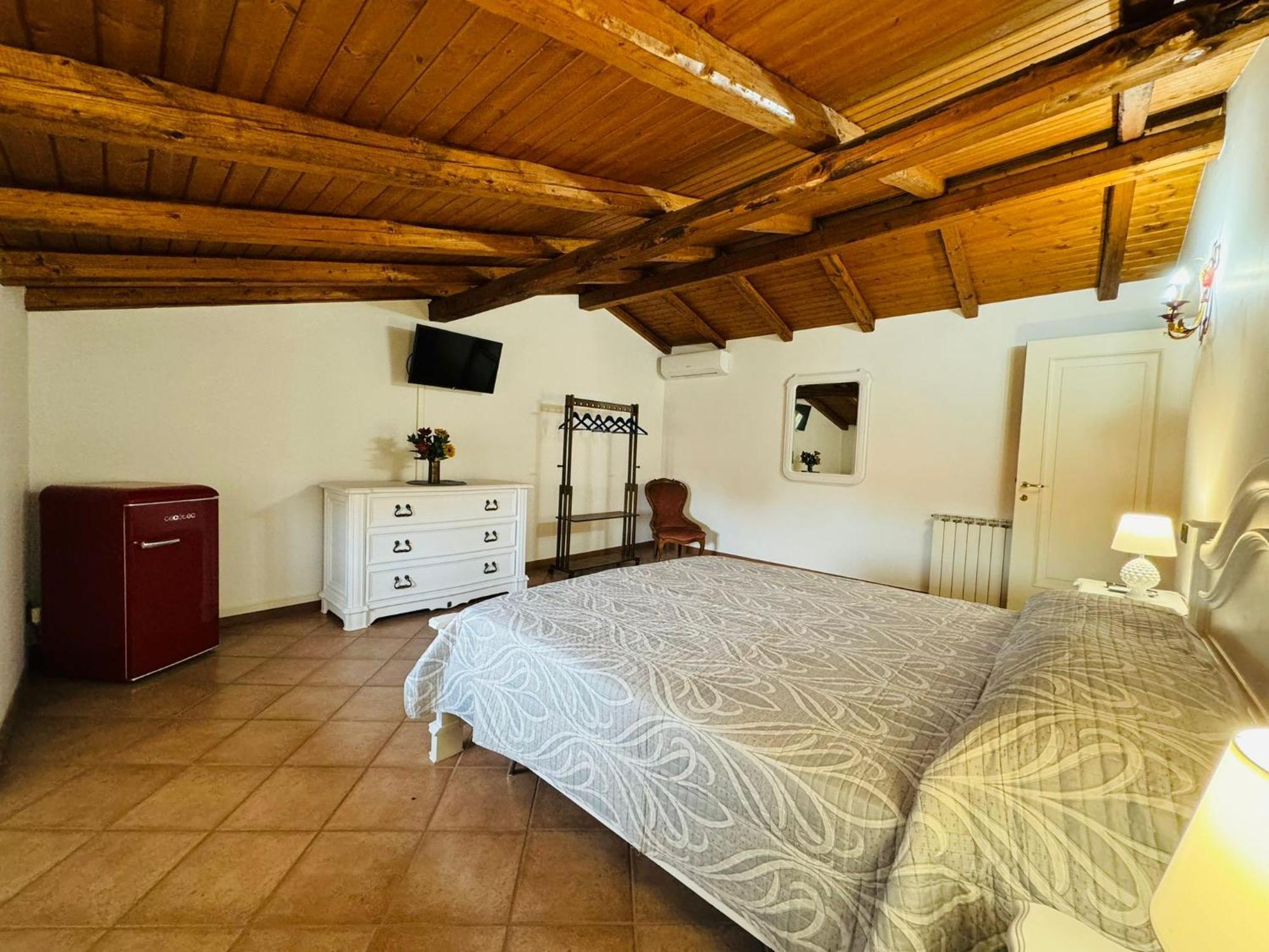 Casa Pepe - Fondi Vertice Rooms Экстерьер фото